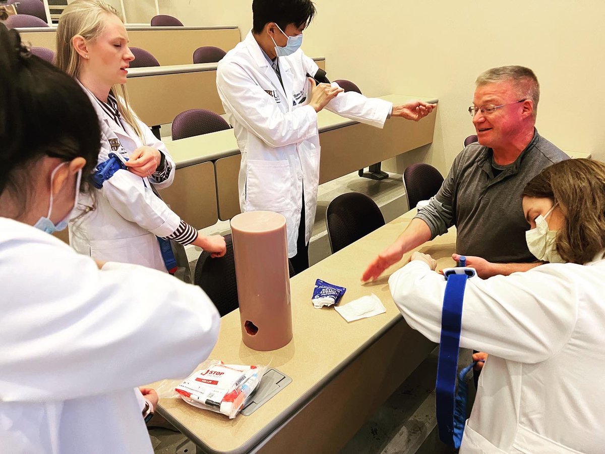 All surgical residents trained in @acsSTOPTHEBLEED today! Our department provided personal Stop the Bleed kits to each person. Thanks to everyone for making today such a success!

<a href="/URochesterSurg/">URMC Department of Surgery</a> <a href="/URMCSurgery/">URMC Surgery Residents</a> <a href="/StopTheBleed/">STOP THE BLEED®</a> <a href="/NARescue/">NorthAmericanRescue</a>