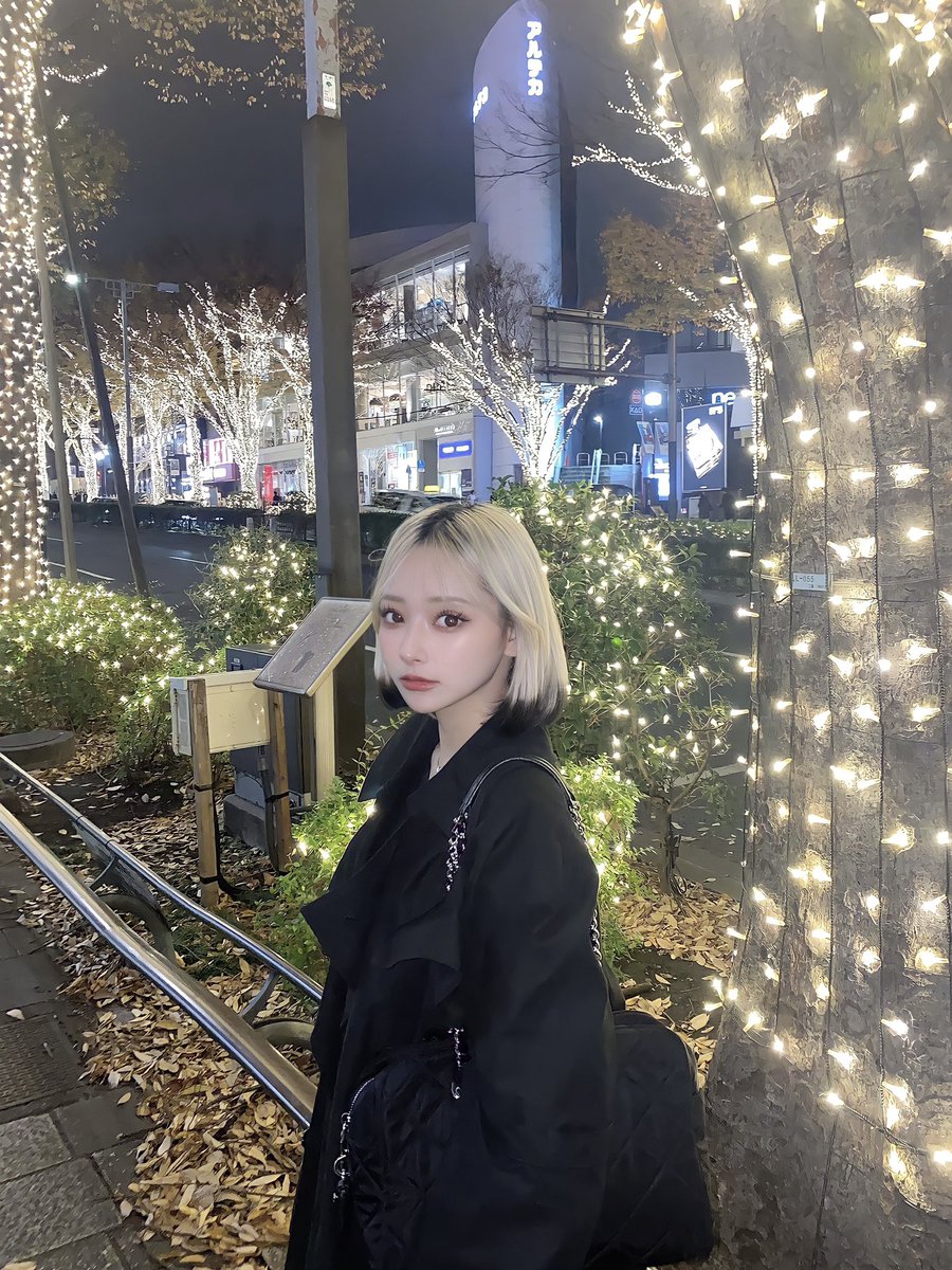 _babu_0919_'s tweet photo. 大好きな表参道イルミネーション🎄❤️ https://t.co/NizKyeW3Ji