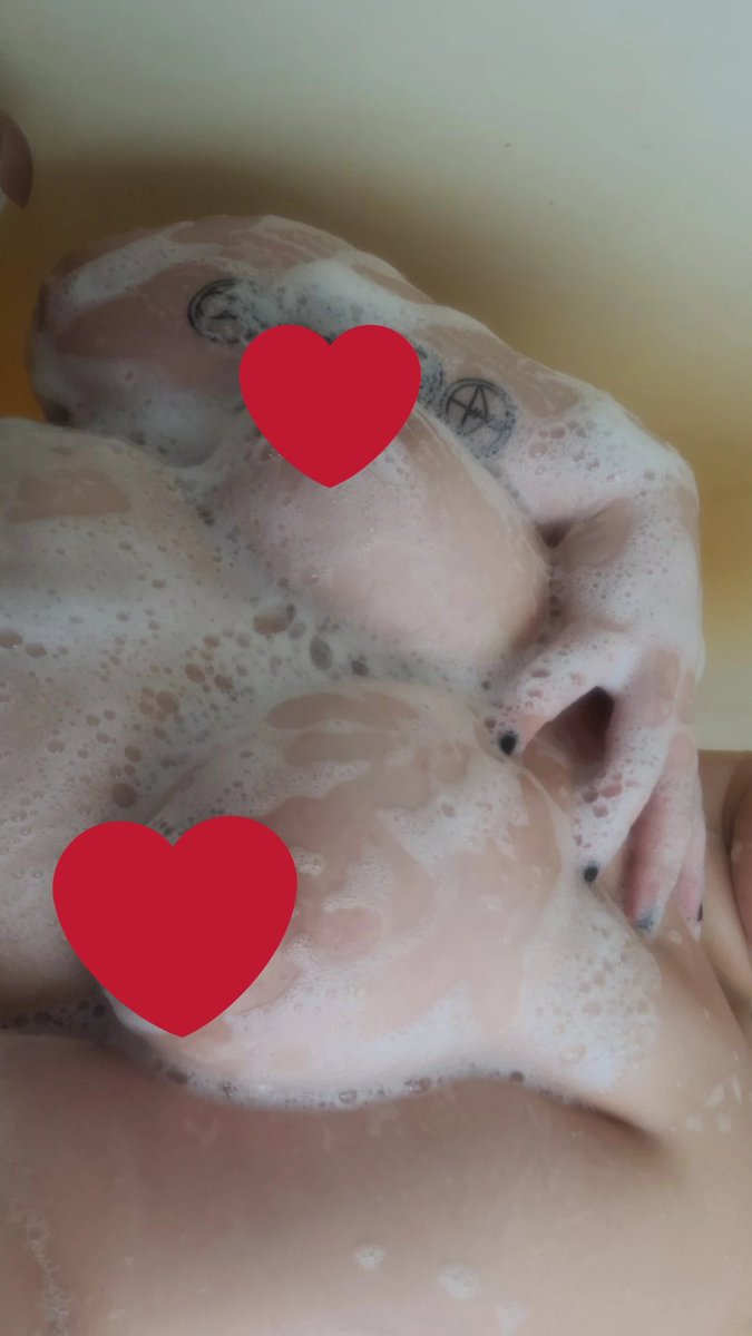 busty_bea's tweet photo. Follow + RT for the uncensored plus an uncensored bonus pic ;) 
Twitter circle gets a ~10 second uncensored video 😉❤ 
#xxx #nsfwtwt #nsfwtw #nsfwtwtًً #adultcontent #sellingcontent #nsfw #xxxvideo #uncensored #rtgame https://t.co/eRBmnvrO3T