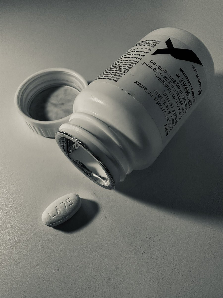 DillonAsher80's tweet image. The nth pill from the nth bottle on the nth month, what I’m only counting these days are the friends that I’ve made from the community. Some I wanna jump into bed with 😜