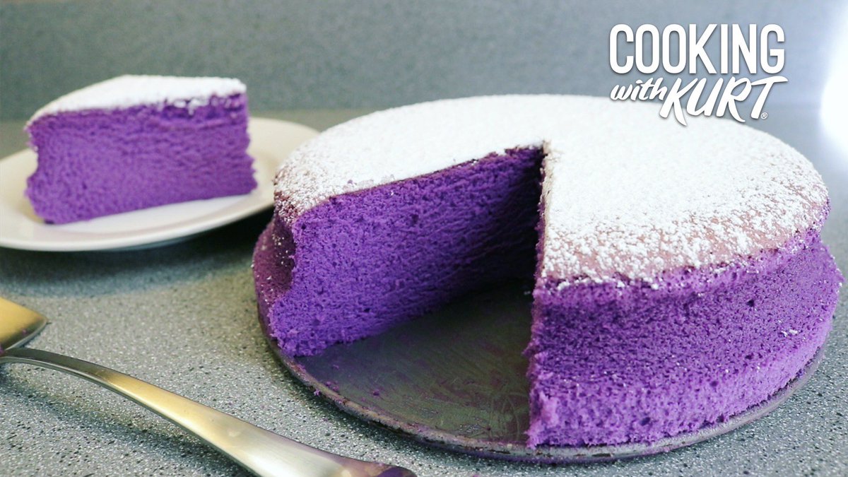Japanese Soufflé Ube Cheesecake 💜
Recipe link here: youtu.be/azNxJeToBM0

#japanesecheesecake