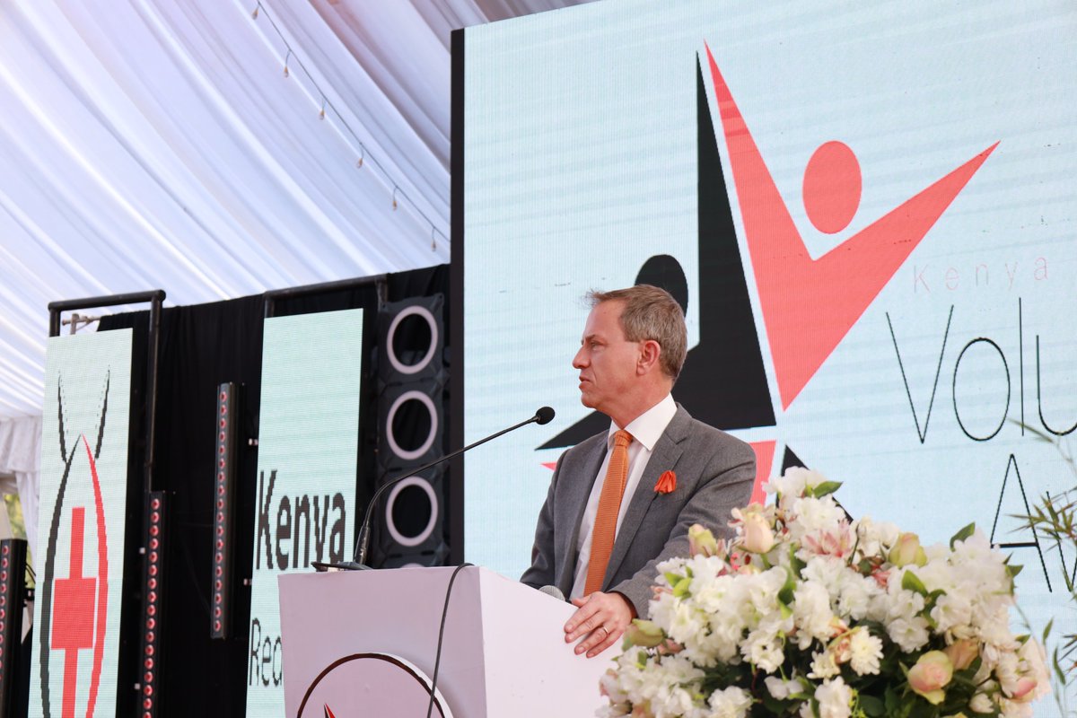 'Solidarity is different from charity, it is more. It is a powerful human force that can change the world.'

Our special guest, UN Resident Coordinator @SWJacksonUN, made his remarks on 'Solidarity' which is the theme of this year's #KRCSVolunteerAwards.