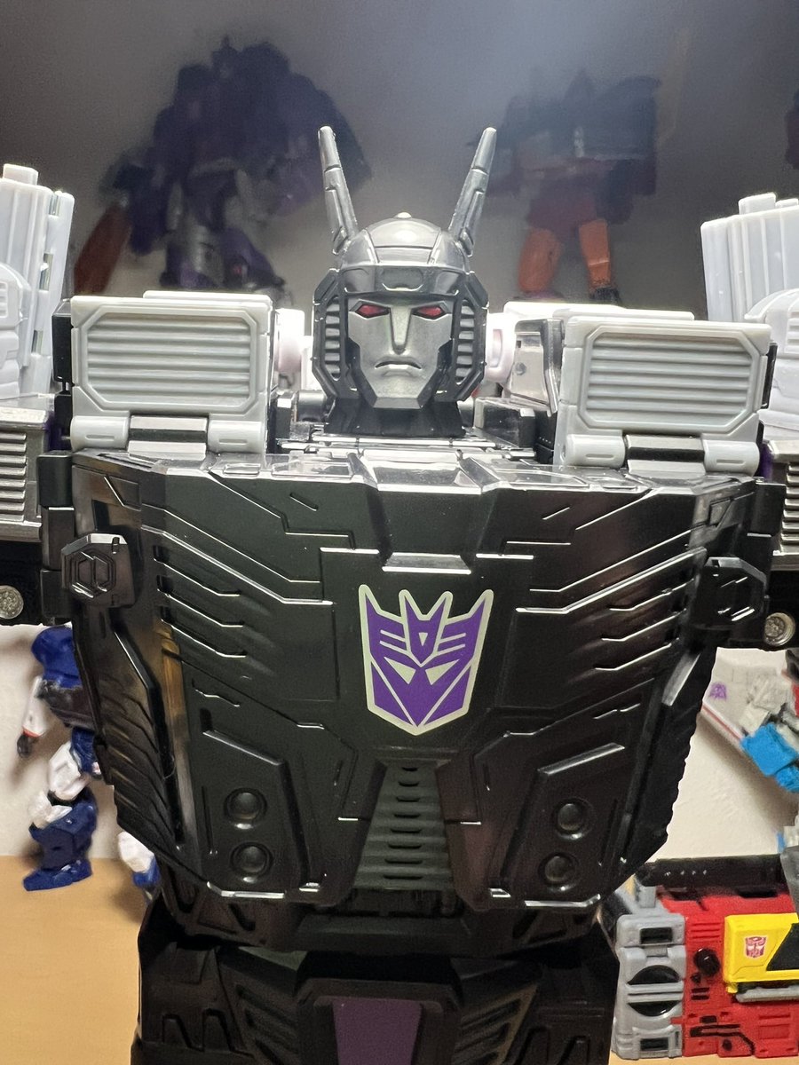 toytoyfun's tweet photo. レガシー版メナゾール。
カッコ良すぎる。。 https://t.co/HfQcSoC9Ya