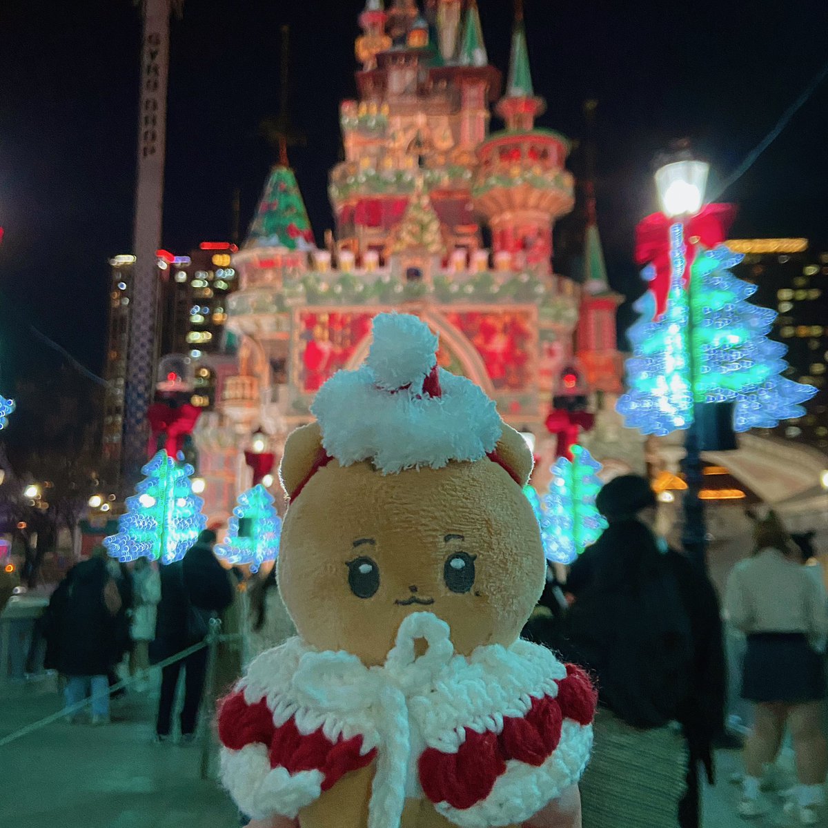 sumieeei's tweet photo. 용람찌와 함께한 미리메리크리스마스🎄
용람찌 실물이 오억배 귀엽고 진짜 똥글똥글 실물파임.❤️
#우리집_용람찌_짱귀엽찌 https://t.co/YBCg1RFqPE