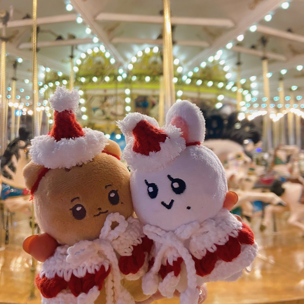 sumieeei's tweet photo. 용람찌와 함께한 미리메리크리스마스🎄
용람찌 실물이 오억배 귀엽고 진짜 똥글똥글 실물파임.❤️
#우리집_용람찌_짱귀엽찌 https://t.co/YBCg1RFqPE