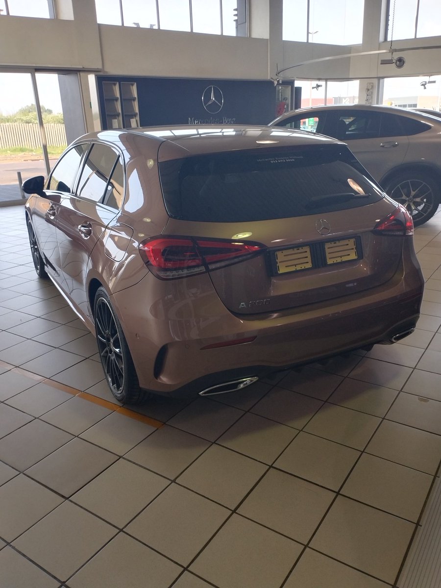 _SnyMan_'s tweet photo. Rose Gold Mercedes-Benz A200 available

📞 067 023 1018
📧 kgomotsomah@mcmotor.co.za
📌 McCarthy Kunene Mercedes-Benz Witbank https://t.co/p1FQprvunJ