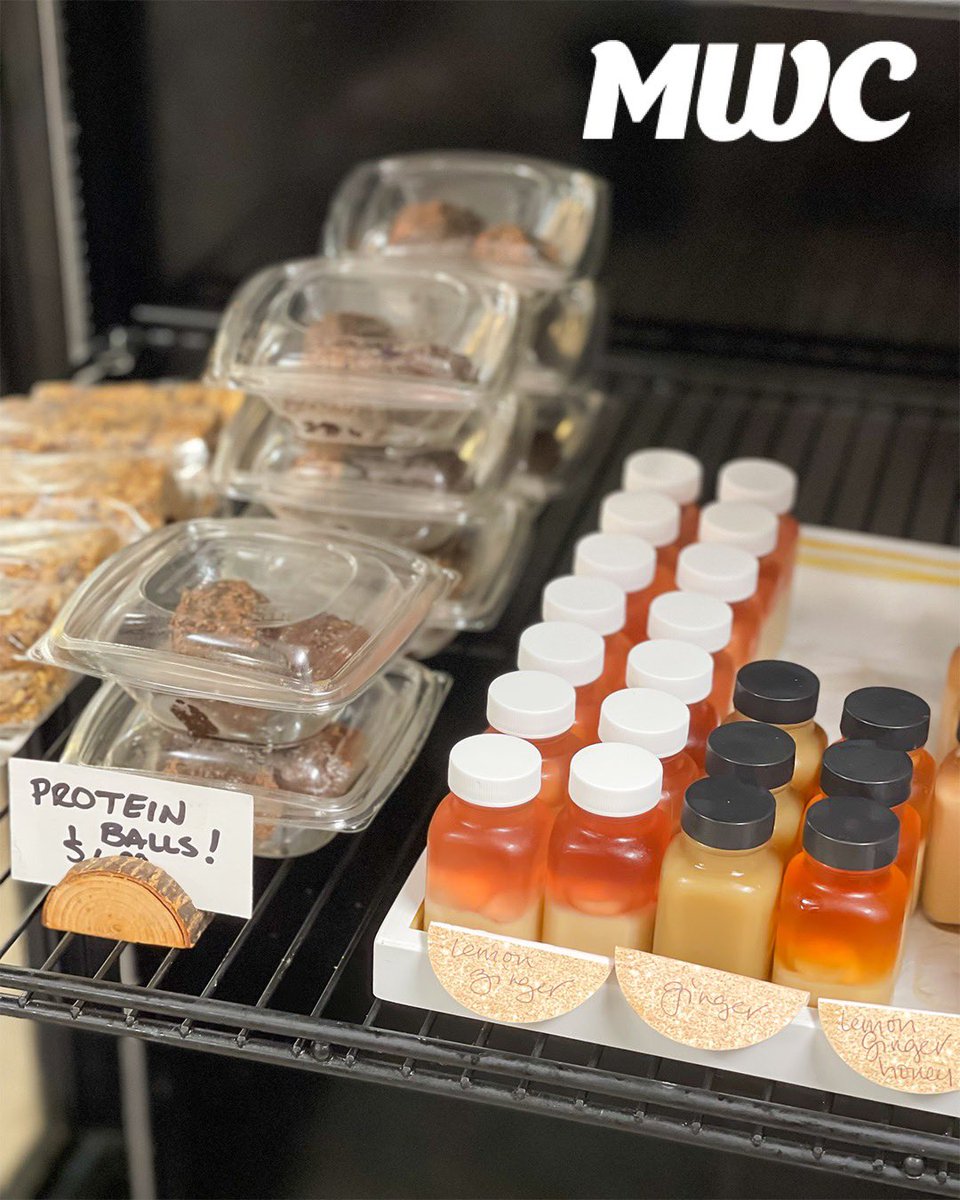 miawellnessclub's tweet photo. hey, let’s go to the keys, but first #açai! with “guía” soon you’ll be able to search our digital wellness hub for “healthy cafes” like our friends over at #cocoplumplacecafe located right off US 1 and mile marker 99. ☀️😋🍓 #miamiwellnessclub #healthyforever https://t.co/21UwnlYKhf