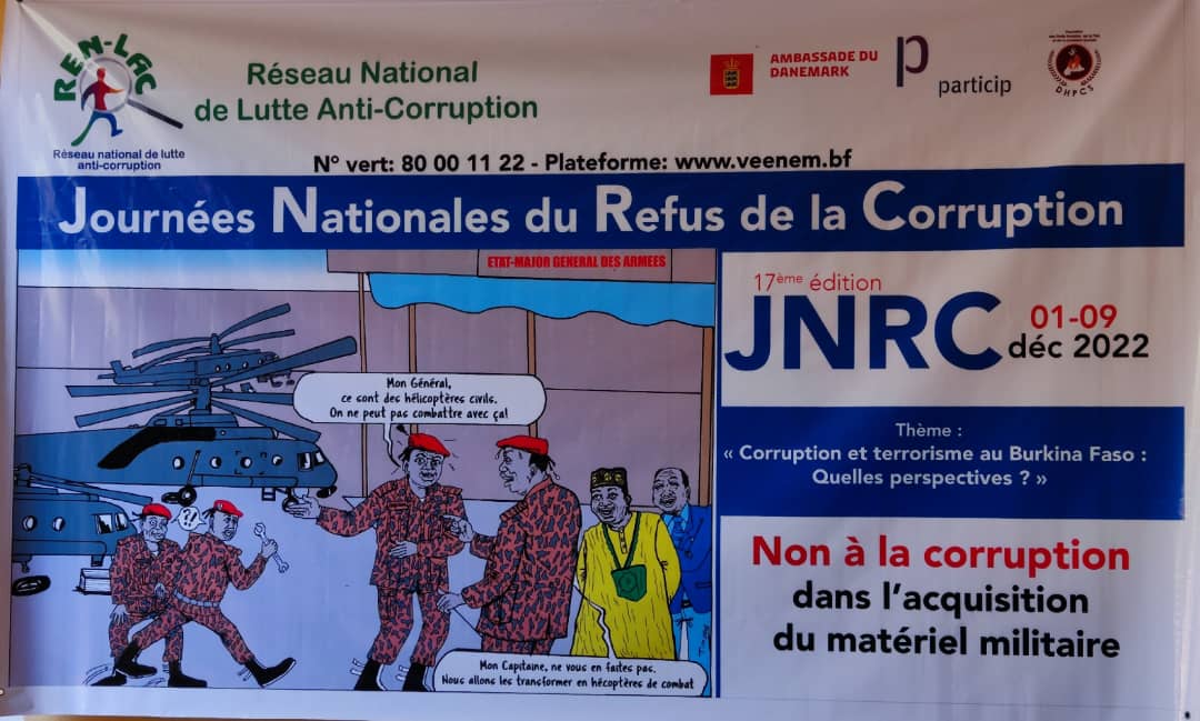 CLaoundiki's tweet photo. #Burkina l Le #RENLAC réfléchit sur la #corruption à la #défense et la #sécurité, à l'occasion de la 17e édition des Journées nationales du refus de la corruption qui se tient du 1er au 9 décembre sous le thème "Corruption et #terrorisme au #BurkinaFaso : quelles perspectives ?" https://t.co/1sG229kuNj