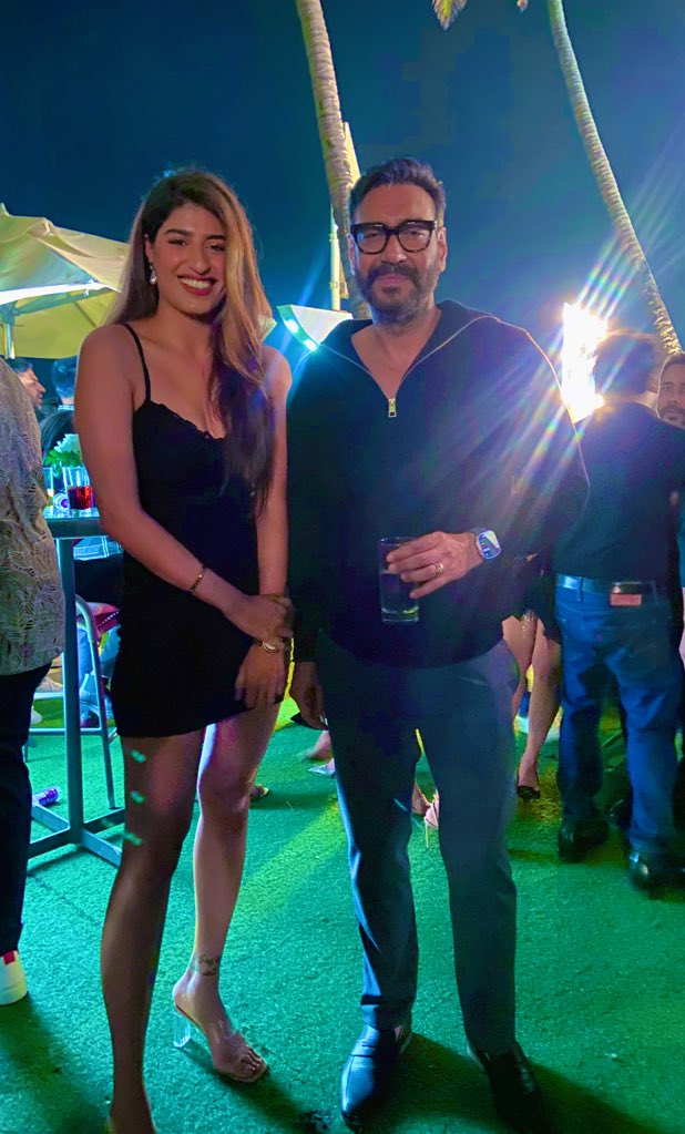 Well this was my first time, interacting with a superstar of our country! <a href="/ajaydevgn/">Ajay Devgn</a> 🦁

I’m a 90’s baby and my heart is so fulfilled looking at this picture. ✨💛🧿

#AjayDevgn #ShreyaMehta at  #Drishyam2 success party.