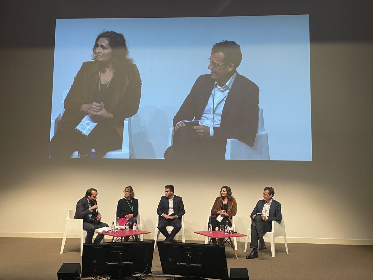 Euractiv France (@euractiv_fr) on Twitter photo <a href="/wisbdx/">World Impact Summit</a> <a href="/Paul_Messad/">Paul Messad</a> <a href="/hugostruna/">Hugo Struna</a> <a href="/IsaSpiegel/">Isabelle Spiegel</a> <a href="/didierarnaud21/">Didier JEANJEAN ⏚</a> @BenoitGandon <a href="/VINCI_fr/">VINCI</a> <a href="/CeremaCom/">Cerema</a> @FrancoisDedieu <a href="/sylvain_roche/">Sylvain Roche</a> <a href="/ScPoBx/">Sciences Po Bordeaux</a> <a href="/AcclimaTerra/">AcclimaTerra</a> <a href="/VicErussard/">Victorien Erussard</a> <a href="/energy_observer/">Energy Observer</a> <a href="/DelponMichelEM/">Michel Delpon</a> <a href="/_FLYING_WHALES_/">FLYING WHALES</a> 🔴 LIVE - Innovation au coeur de la transformation du déchet.
Suivez la discussion sur place ou en ligne avec Mathieu Berthoud de @Carbios, <a href="/v_tiersen/">Valérie Tiersen</a> de <a href="/ScoreCapital/">Green Score Capital</a>, Alix de Luze d’<a href="/EmmausConnect/">Emmaüs Connect</a>, Thomas Bruno de Clean Tech Open France.
Modérateur: <a href="/hugostruna/">Hugo Struna</a>, @EURACTIV_FR <a href="/wisbdx/">World Impact Summit</a> <a href="/Paul_Messad/">Paul Messad</a> <a href="/hugostruna/">Hugo Struna</a> <a href="/IsaSpiegel/">Isabelle Spiegel</a> <a href="/didierarnaud21/">Didier JEANJEAN ⏚</a> @BenoitGandon <a href="/VINCI_fr/">VINCI</a> <a href="/CeremaCom/">Cerema</a> @FrancoisDedieu <a href="/sylvain_roche/">Sylvain Roche</a> <a href="/ScPoBx/">Sciences Po Bordeaux</a> <a href="/AcclimaTerra/">AcclimaTerra</a> <a href="/VicErussard/">Victorien Erussard</a> <a href="/energy_observer/">Energy Observer</a> <a href="/DelponMichelEM/">Michel Delpon</a> <a href="/_FLYING_WHALES_/">FLYING WHALES</a> 🔴 LIVE - Innovation au coeur de la transformation du déchet.
Suivez la discussion sur place ou en ligne avec Mathieu Berthoud de @Carbios, <a href="/v_tiersen/">Valérie Tiersen</a> de <a href="/ScoreCapital/">Green Score Capital</a>, Alix de Luze d’<a href="/EmmausConnect/">Emmaüs Connect</a>, Thomas Bruno de Clean Tech Open France.
Modérateur: <a href="/hugostruna/">Hugo Struna</a>, @EURACTIV_FR