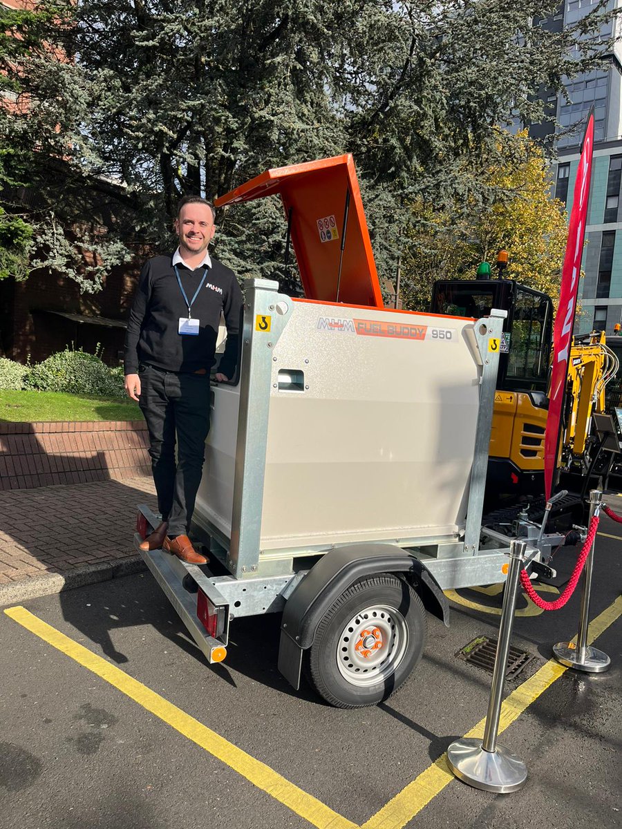 Join us at the <a href="/ExecHireShow/">Executive Hire Show</a>   Roadshow for West &amp; Wales in Bristol tomorrow and you might just see Bradley demo our new ride-on fuel tanks! 😉

#ehsroadshow #mhmontheorad #notanactualproduct #pleasedontridethefueltanks