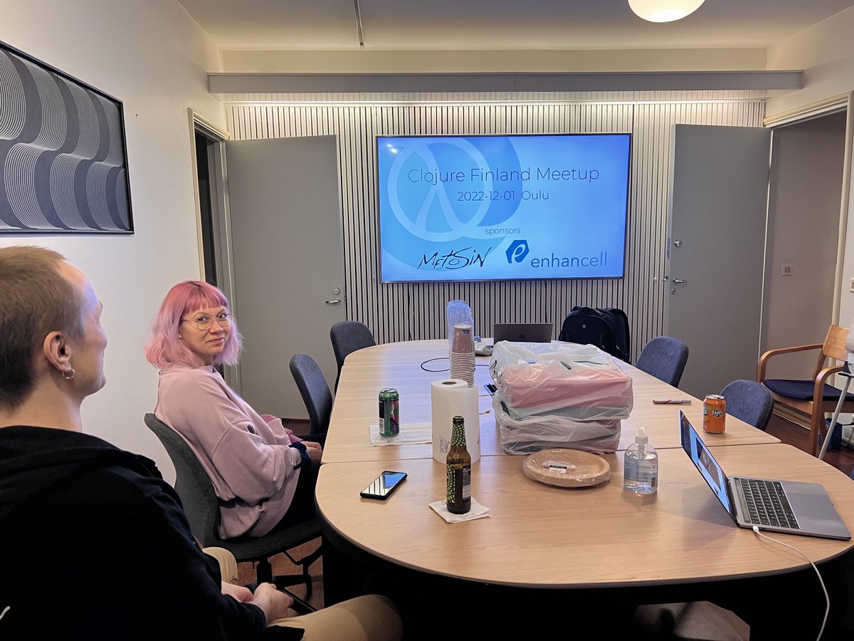 ⁦<a href="/ClojureFinland/">Clojure Finland</a>⁩ meetup at Oulu about to start…