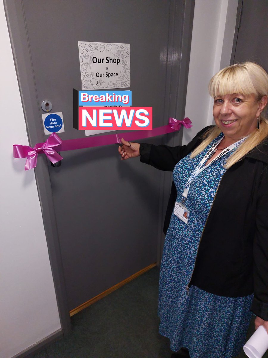 NeoCommunity1's tweet photo. Very proud of supporting @WirralCouncil leaving care provision to offer a pantry for the young people offering dignity and choice. #cookingupchange #StrongerTogether https://t.co/QNCWG26QW5