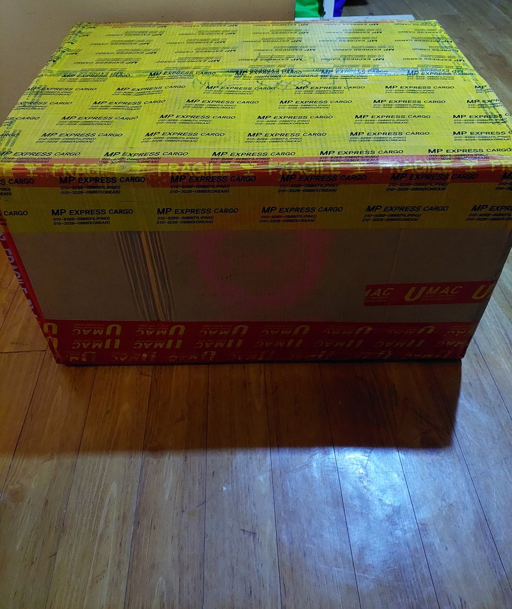 PopPopKshop's tweet photo. Box delivered! Expect shipping soon! Will update our customers via dms 🥳 https://t.co/q8U1Ox0KCb