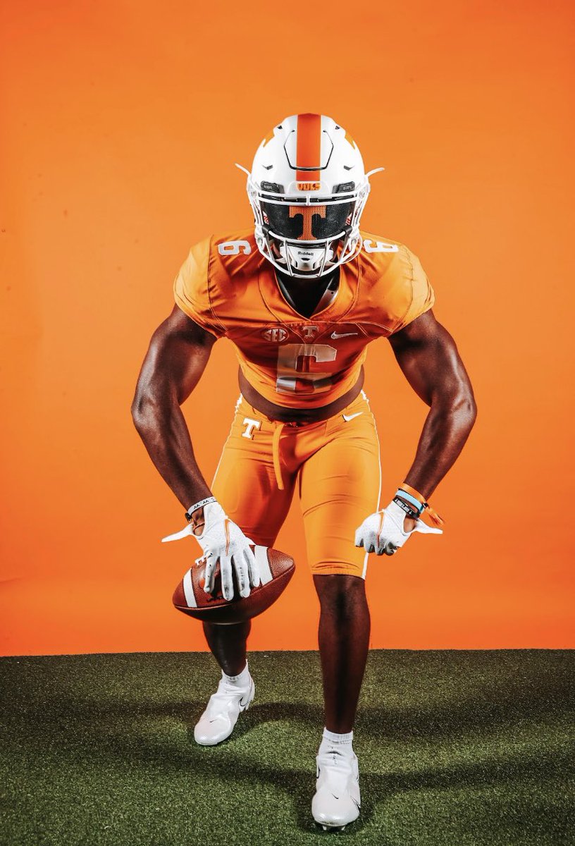 I’m thankful to say I have received an opportunity to continue my athletic and academic career at the university of tennessee @CoachMack_Tenn <a href="/CoachWalt_/">Aston Walter</a> <a href="/CoachGolesh/">Alex Golesh</a> <a href="/coachjoshheupel/">Josh Heupel</a> <a href="/wcsIHSfootball/">Independence Football</a> <a href="/CSmithScout/">Chris Smith</a> <a href="/RivalsFriedman/">Adam Friedman</a> <a href="/Vol_Football/">Tennessee Football</a>