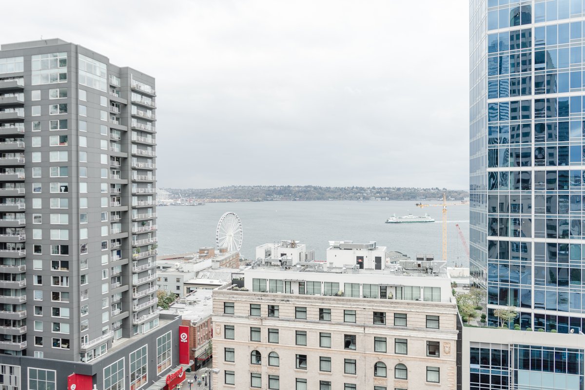 They say that elevator technicians have the greatest workplace views!

Sights from the Melbourne Tower in Seattle, where we are currently working on major improvements for the outdated elevators throughout the building.

-
-
-
-
#basisofdesign #skilledtrades #opportunities