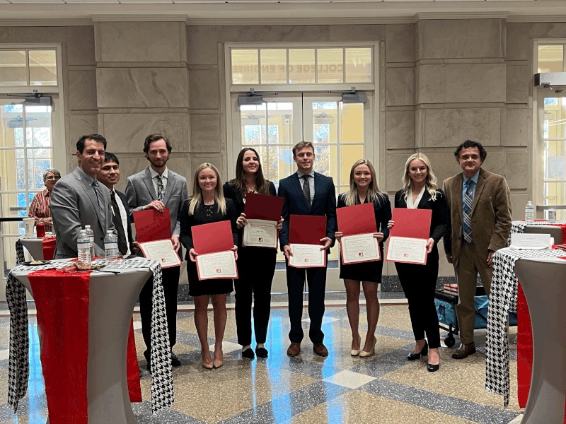 bamaengineering's tweet photo. We enjoyed seeing our students’ hard work and research accomplishments on display yesterday at the Mechanical Engineering Senior Design and Student Research Poster Fair. 👏 Congratulations to all of the poster winners! #posterfair #reseach #mechanicalengineering https://t.co/N9D4KuCvPF