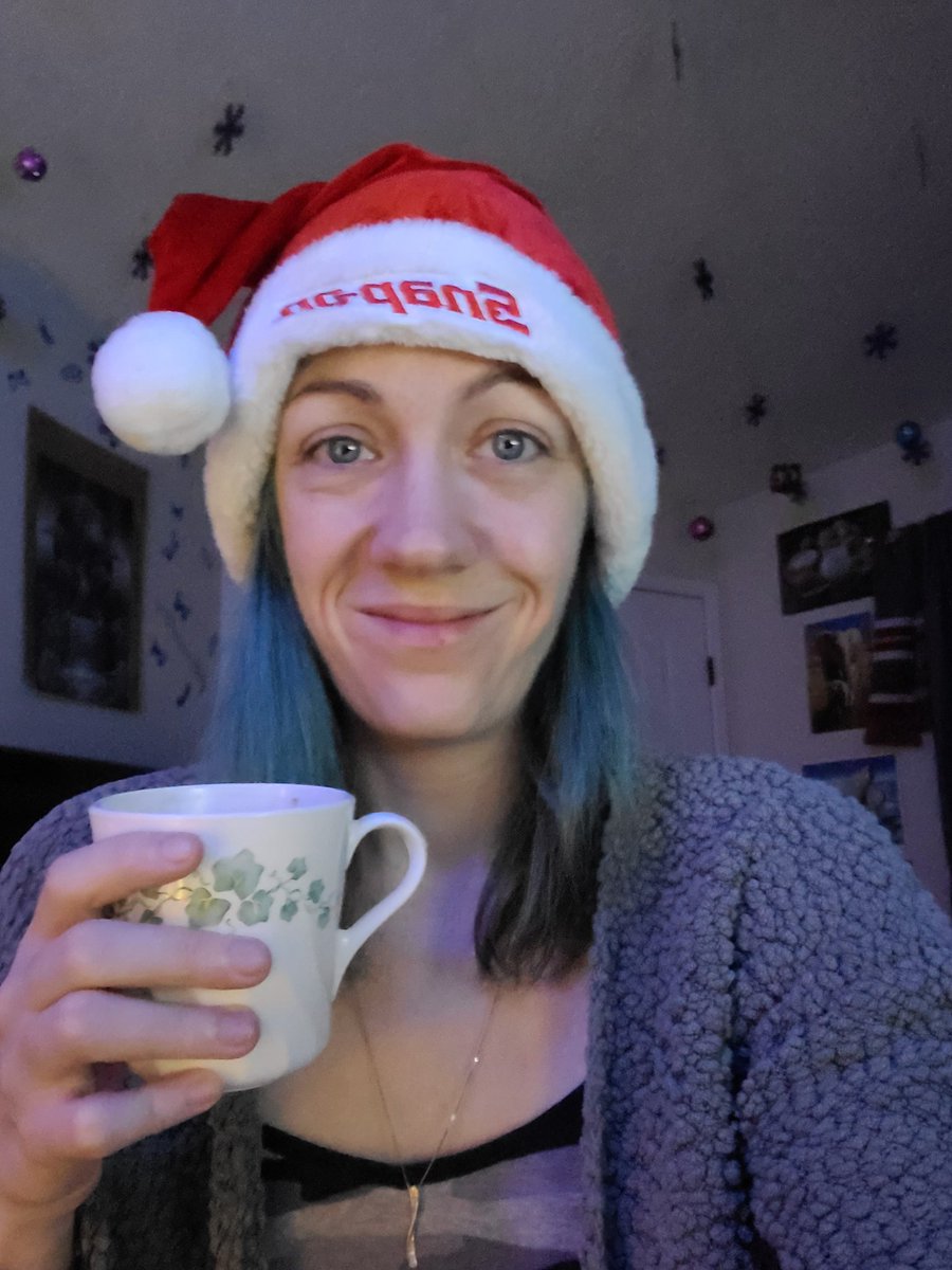 Good day &amp; Happy Thursday #NFTCommunity ❤️❤️❤️  &amp; Happy 1st day of December 2022!🌨🎄❄️☃️

I get to start wearing my Santa hat today at work wooo 🤶 and it's offical 18 more work days till our winter vacation in Vegas wooooo 

Need an extra coffee today I think ☕️
#NFTs #NFT