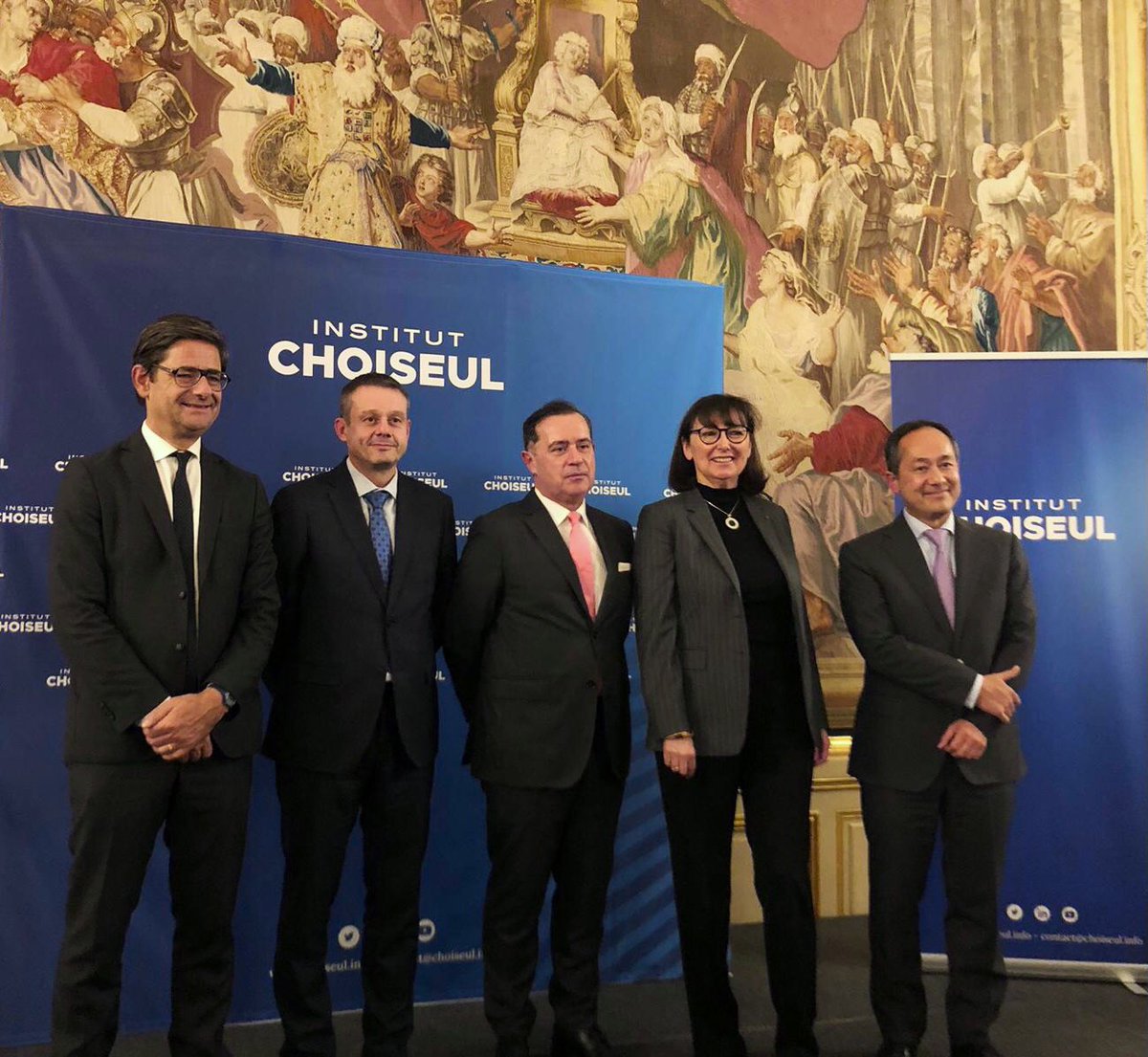 Agence_ID's tweet photo. L’Agence remporte le #PrixChoiseul « Institutions et acteurs publics ».🏆

Ce prix distingue l’Agence pour sa contribution à la souveraineté nationale en matière d’#innovation de #défense.

🔎Pour en savoir plus : https://t.co/VcoRF8ikH0

#NotreDéfense #CohésionDéfense https://t.co/QquPjIE73u