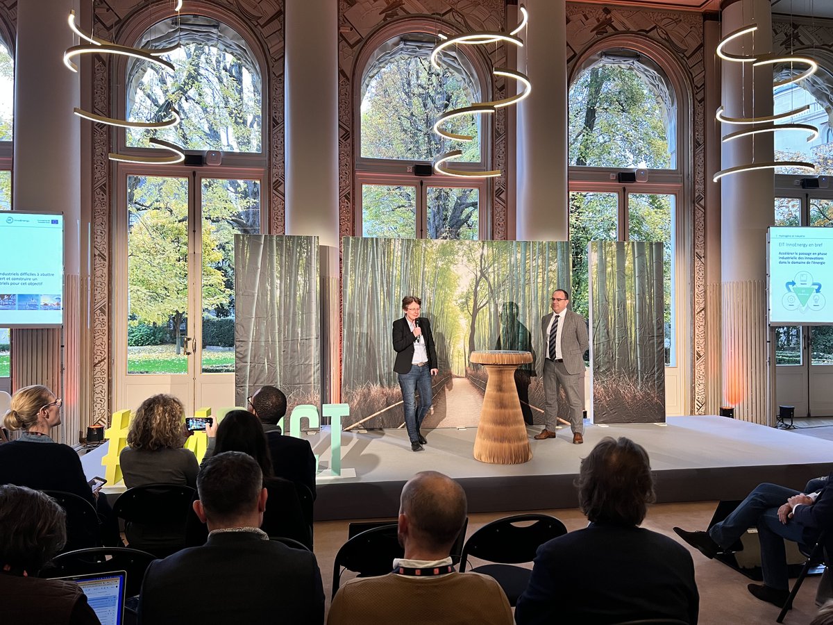 HUB INSTITUTE (@hubinstitute) on Twitter photo La France en tête de la transition verte de la sidérurgie !
GravitHy, consortium qui réunit 5 industriels autour de l'EIT InnoEnergy, veut construire une usine de réduction directe du fer à l’hydrogène dans les Bouches-du-Rhône en 2024
@InnoEnergyFR <a href="/karvernier/">Karine Vernier</a> #ImpactParisSummit La France en tête de la transition verte de la sidérurgie !
GravitHy, consortium qui réunit 5 industriels autour de l'EIT InnoEnergy, veut construire une usine de réduction directe du fer à l’hydrogène dans les Bouches-du-Rhône en 2024
@InnoEnergyFR <a href="/karvernier/">Karine Vernier</a> #ImpactParisSummit