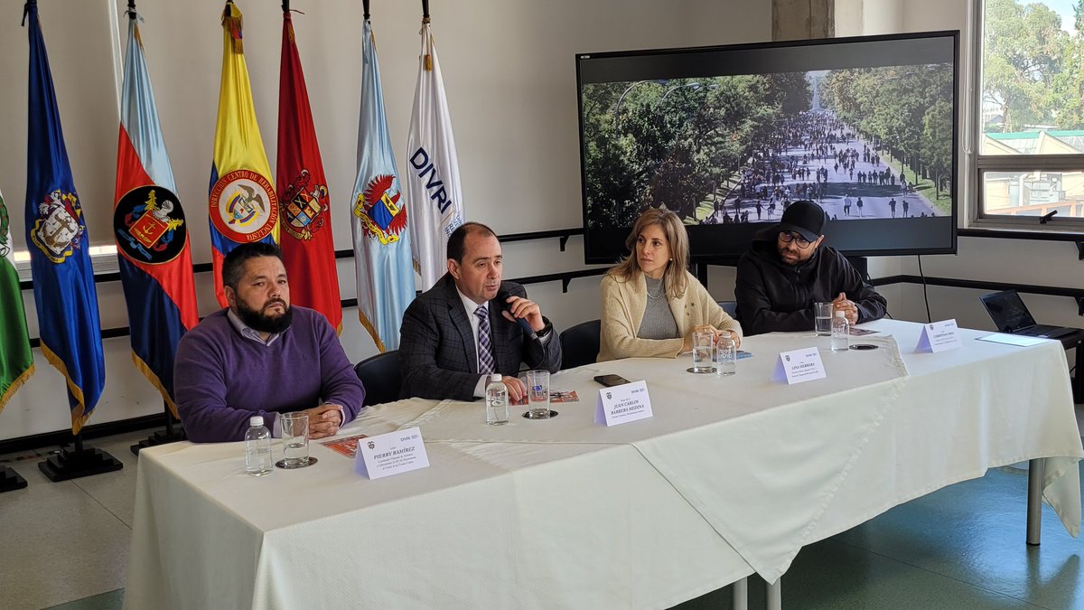 divriveteranos's tweet photo. #EnEsteMomento El director de @divriveteranos, Juan Carlos Barrera, indicó que espacios como el #wecamfest, con taller conematográfico dirigido a veteranos con discapacidad, le aportan a la rehabilitación inclusiva. Destacó la colaboración de @fundacioncirec y @USEmbassyBogota https://t.co/cbsFz9gzCn