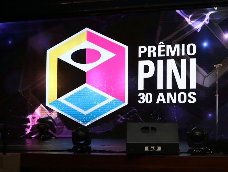 Ricoh_Brasil's tweet photo. Reconhecimento pela excelência de empresas, projetos e profissionais do setor gráfico brasileiro, assim foi o 30º Prêmio Fernando Pini, a principal premiação do Brasil, promovida pela ABIGRAF Nacional e que teve o patrocínio da Ricoh. https://t.co/wiq5ghqaof