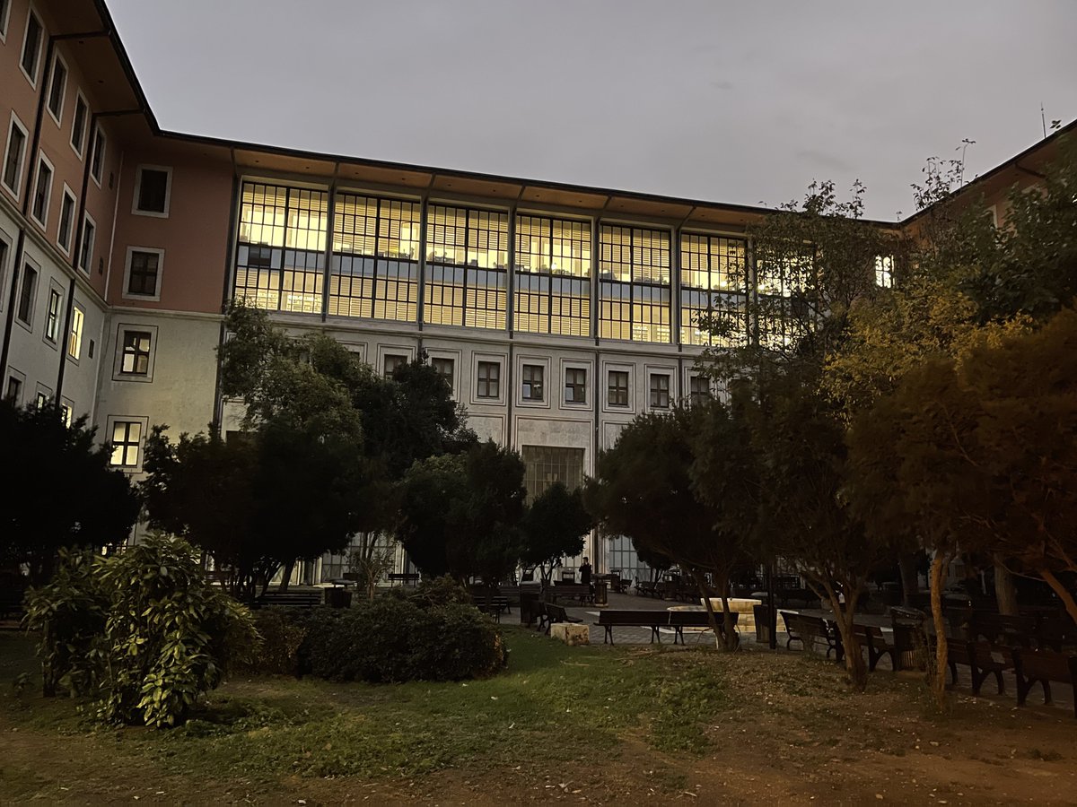 Anlık Edebiyat Fakültesi…