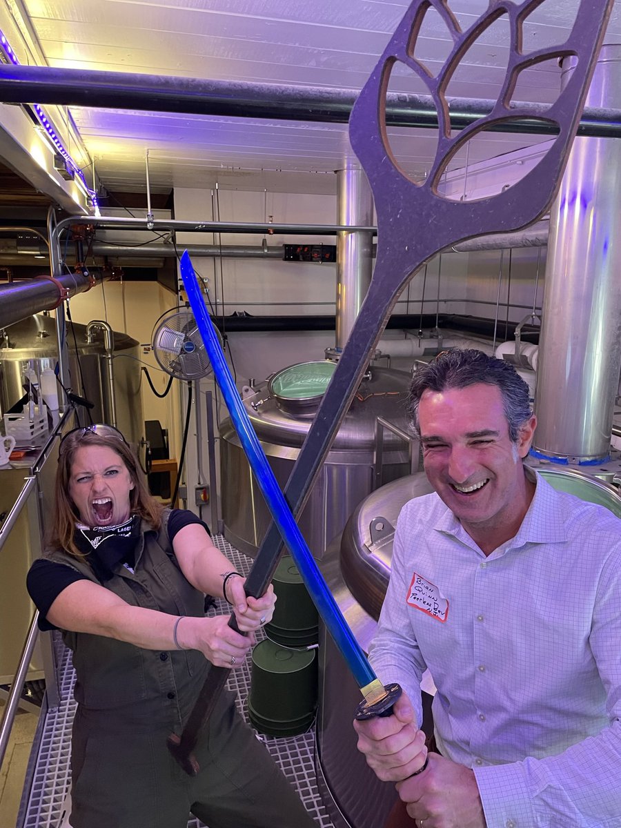 Priory_of_Brian's tweet photo. Just another Wednesday night at the Narragansett tap room in Providence,RI!  Thanks to Mark H and “Lee the brewer” for the hospitality.   A fabulous mug of Bo Pils I must say!  @Gansettbeer @MarkHellendrung @PeerlessBev https://t.co/Jv8vQ3LflK