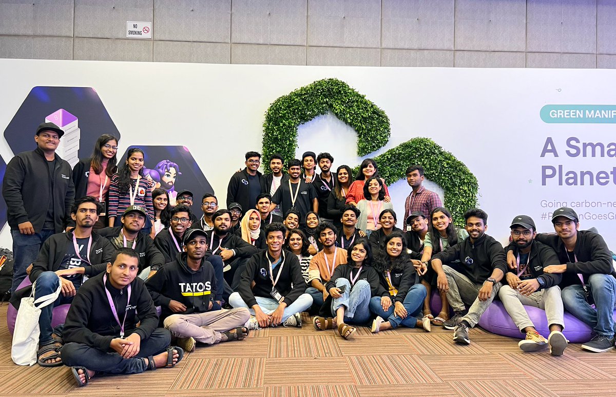 polygonguildkch's tweet photo. Polygon guild kochi team at #PolygonConnect 💜 https://t.co/icCeB2EBrM