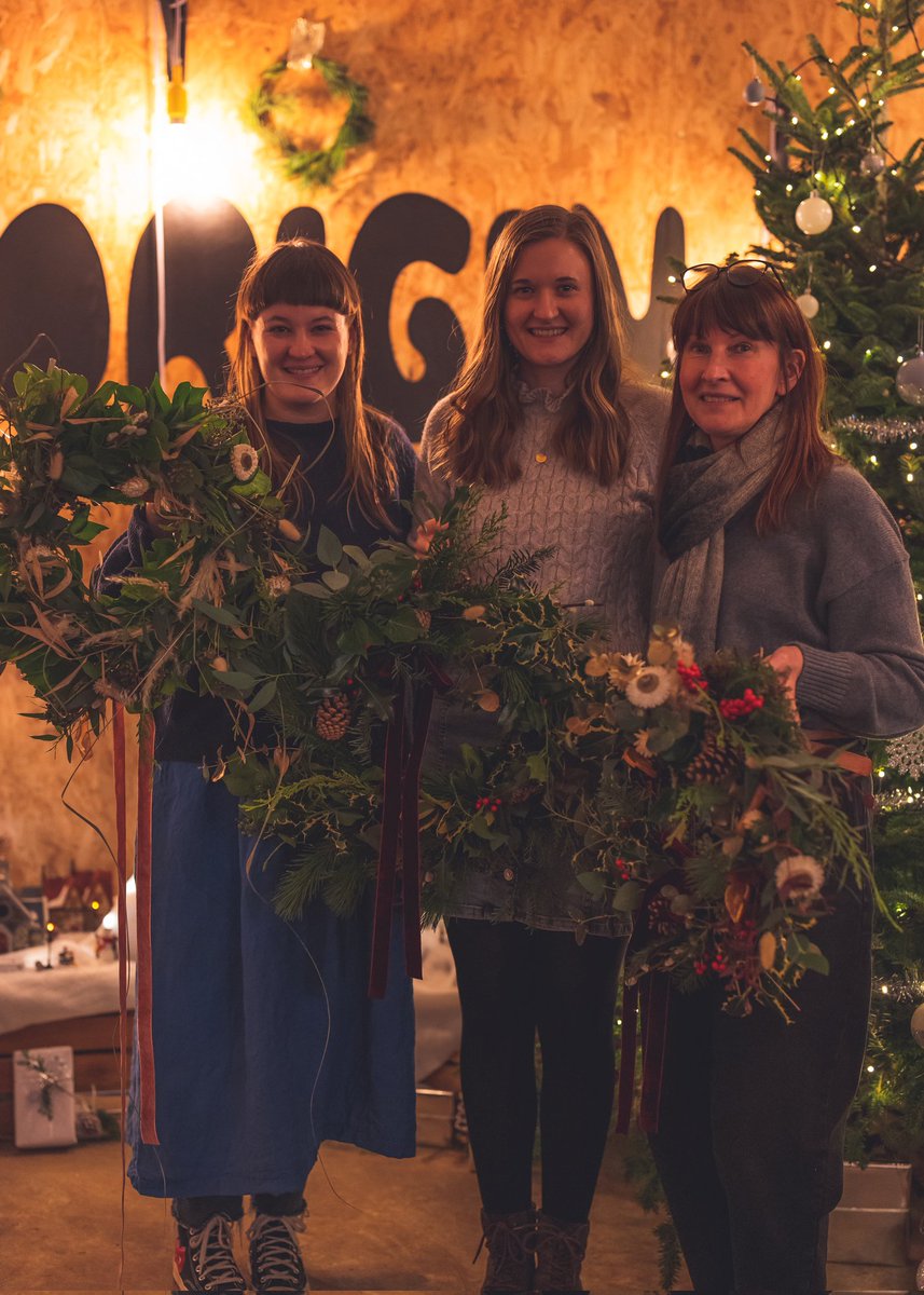 🎄 The 2022 wreath workshops are in full swing!🎄