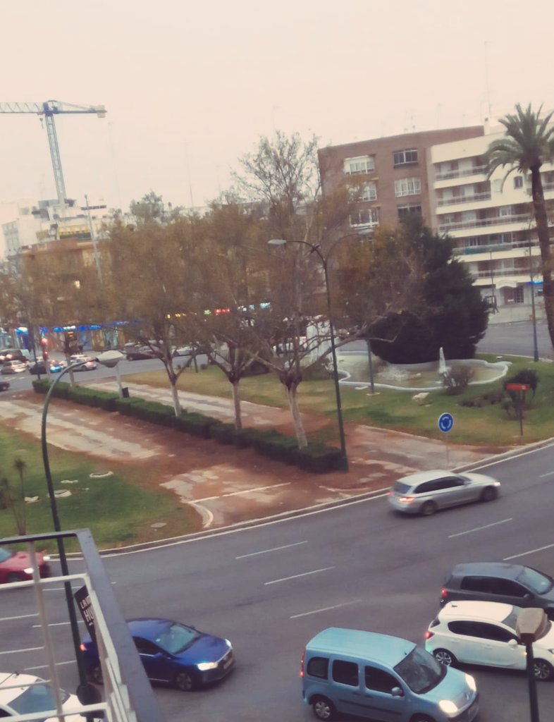 Estamos de celebraciones...
Ya llevamos 26 meses así tras terminar una obra municipal.
<a href="/antoniomunozsev/">Antonio Muñoz</a> 
¿Por qué?
Gracias a ti por difundir. Gracias.