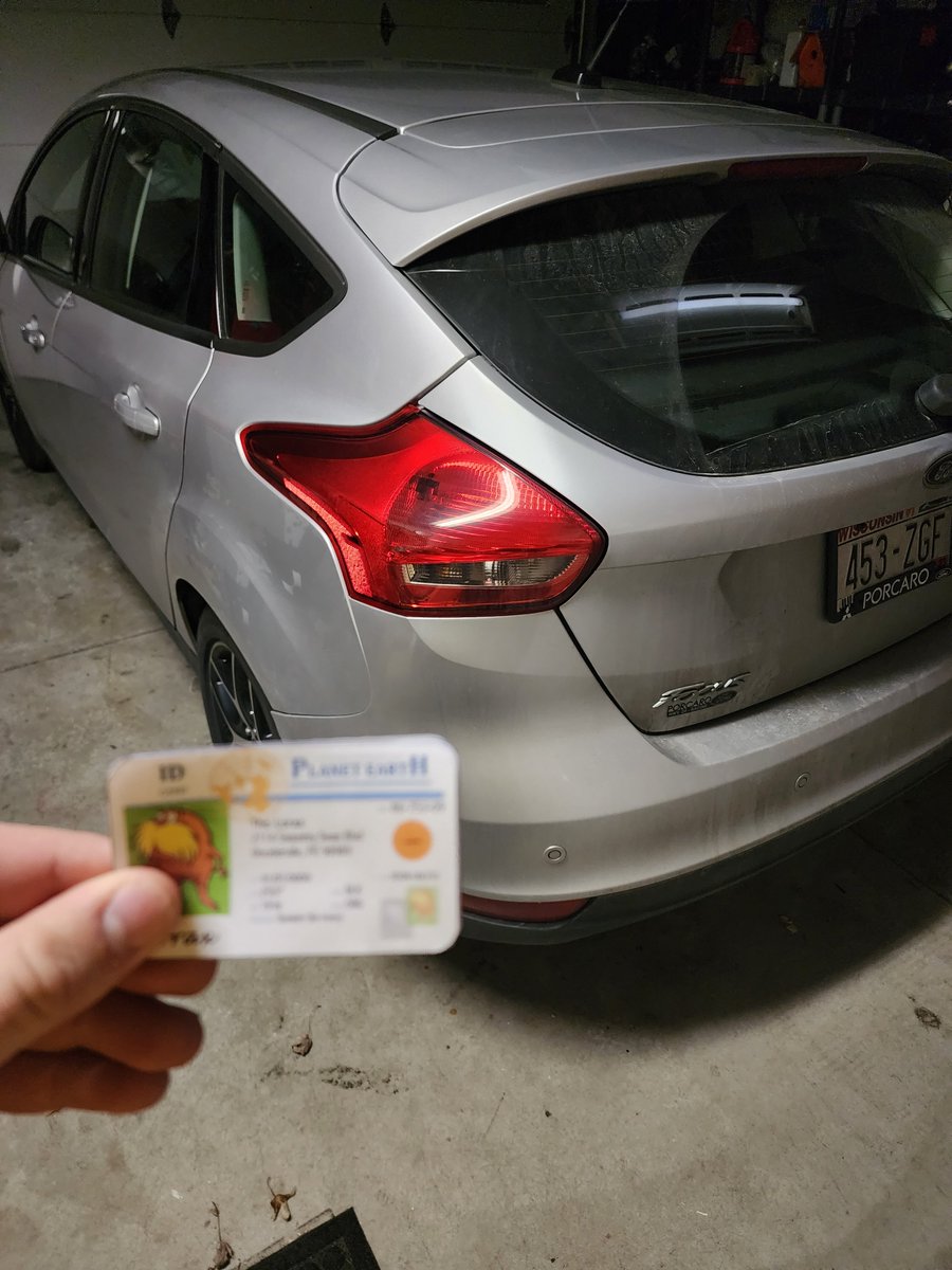 BillyGthelorax's tweet photo. I park my car in my garage so if oil leaking occurs or any other leaking from the car happens it doesn't get into the water from when runoff happens. @franklinlorax #apeswater https://t.co/Mol3bdkYdX