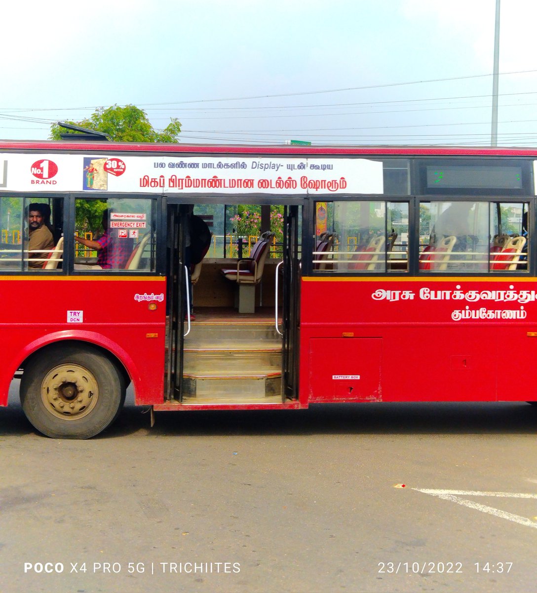 Trichiites's tweet photo. #TNSTC Kumbakonam Ltd., Registration numbers:
🔸TN45 - Trichy Region
🔹#TN47 - Karur Region
🔸TN55 - Pudukkottai Region
🔹TN63 -Karaikudi Region
🔸TN68 - Kumbakonam Region
🔹TN68 -Nagappattinam Region*
*currently registred with TN68 &
Let's hope it will have its own TN51 soon https://t.co/9q7CJ3IjW4