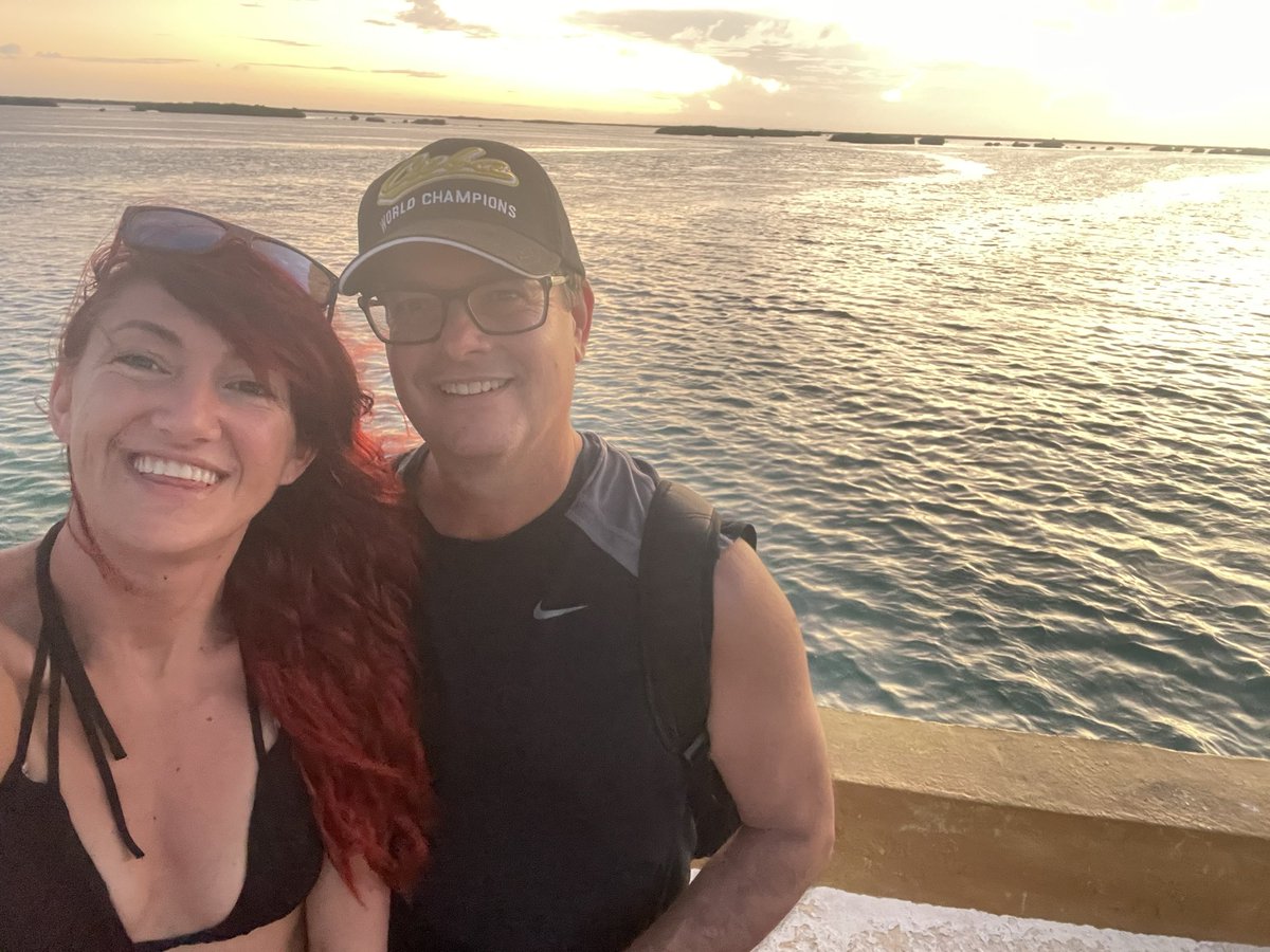 ocbadminton2's tweet photo. Cuba ❤️ https://t.co/dVy49zrbkQ