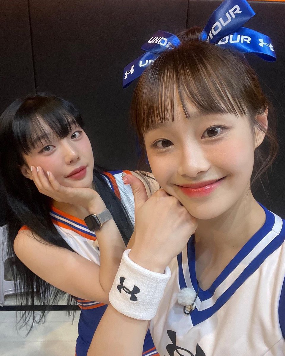 ChuuFrr's tweet photo. ☾ INSTAGRAM • 01.12.22 ☽

#CHUU apparait sur le compte instragam @/noh_hl

🔗 : https://t.co/QoJpGN7n8P

─ 
☾ #Chuu #ChuuWeLoveYou #ChuuDeservesBetter #LOONA ☾ — 🐧 https://t.co/6EhsgxgQwM