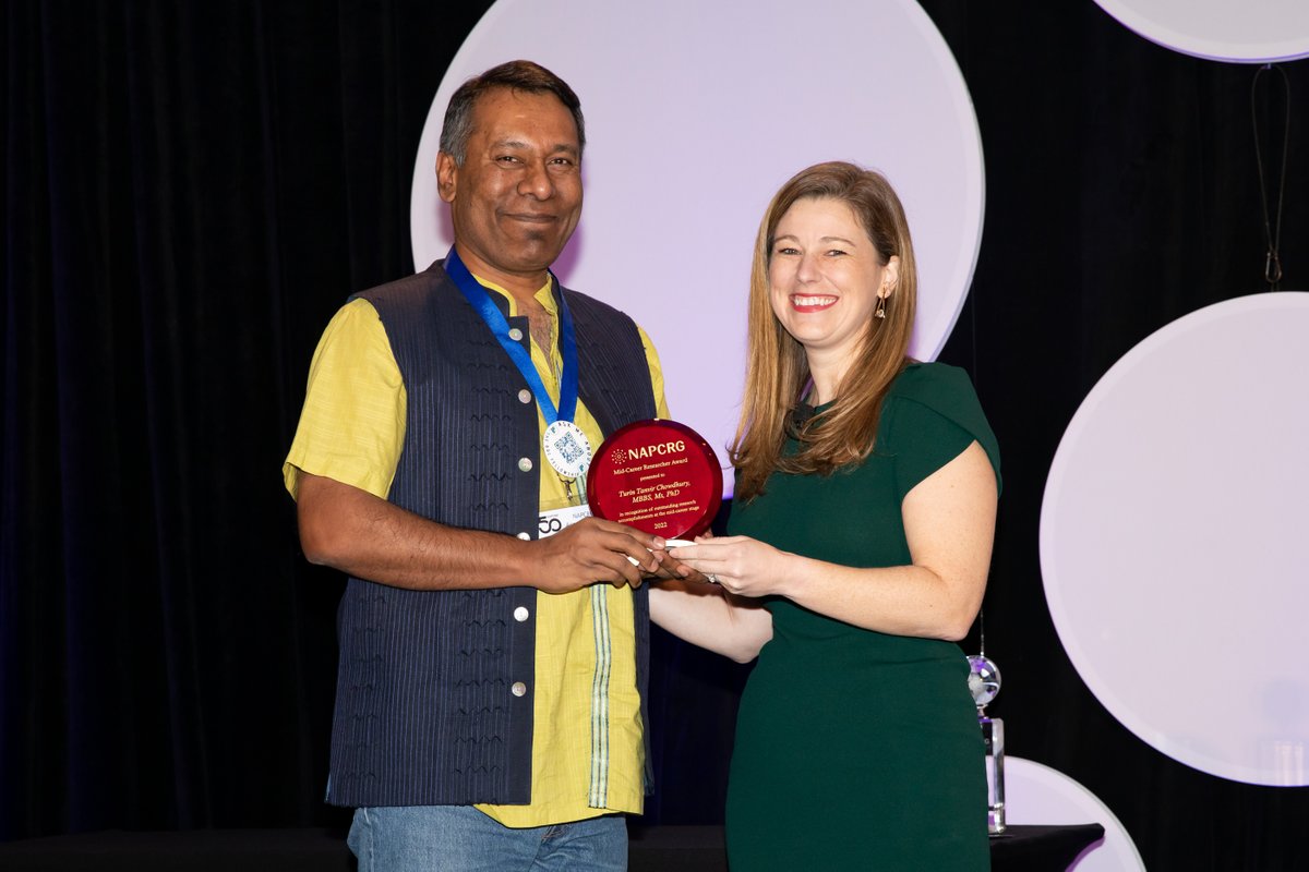 UCalgaryFamMed's tweet photo. Congrats to Dr. Chowdhury, recently presented the @NAPCRG Mid-Career Researcher Award!
Turin is a leading researcher in work embedded in communities involving immigrant &amp; refugee groups on issues of equitable access to primary care &amp; health literacy through community organizing. https://t.co/Rsr6SWadWa