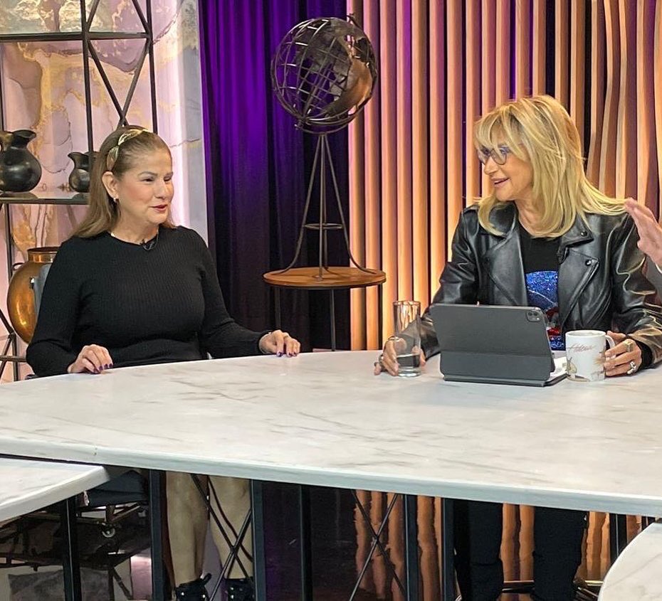 Siempre es un gusto estar contigo <a href="/Adela_Micha/">Adela Micha</a> 
Gracias por el espacio. 
Te espero este 6 de Diciembre.