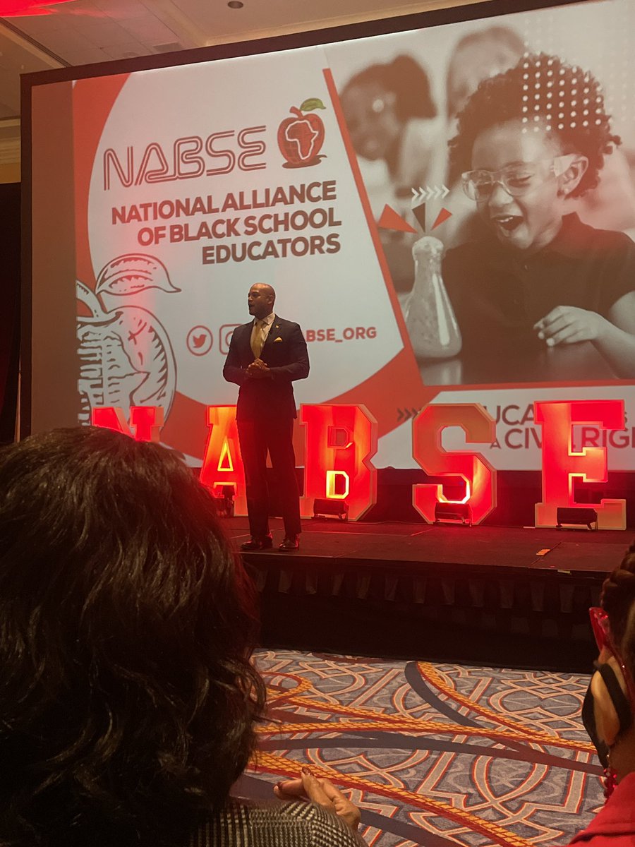 ShondaBurrus's tweet photo. Be data driven but heart lead. Maryland Governor elect Wes Moore.  #NABSE2022 https://t.co/D17DZYV2hT