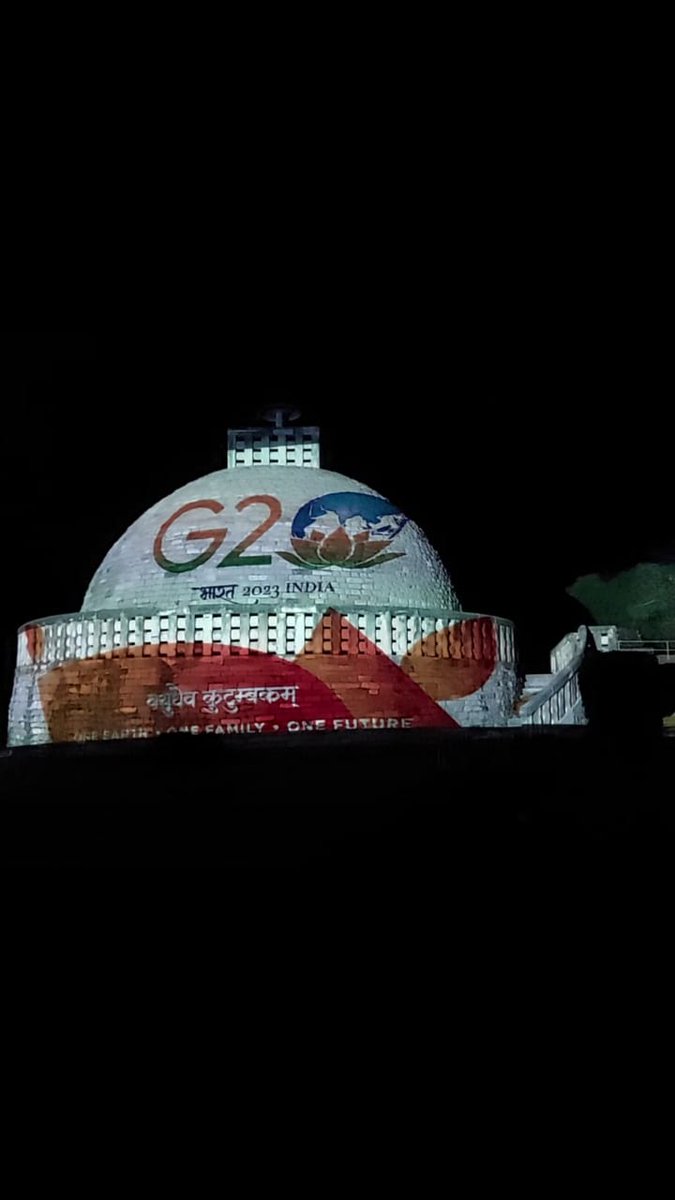As India assumes G20 Presidency, 100 centrally-protected monuments, including UNESCO world heritage sites spread across the country are lit up for a week bearing the G20 logo. Some Glimpses.
Red Fort, Delhi
Royal Palace, Mandu, MP
Butter Ball, Mahabalipuram, TN
Sanchi Stupa, MP