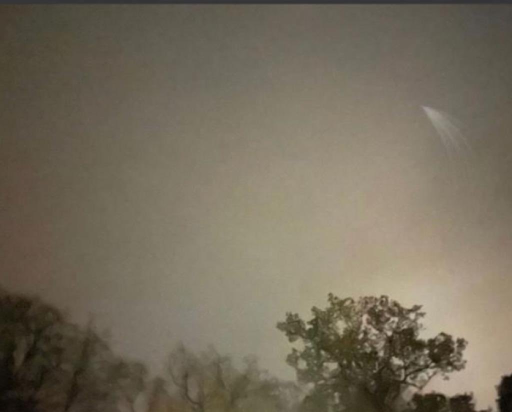 Anyone out and about around Glastonbury last night? It was cold as hell, but I saw what looked like a spacecraft shooting across the sky?