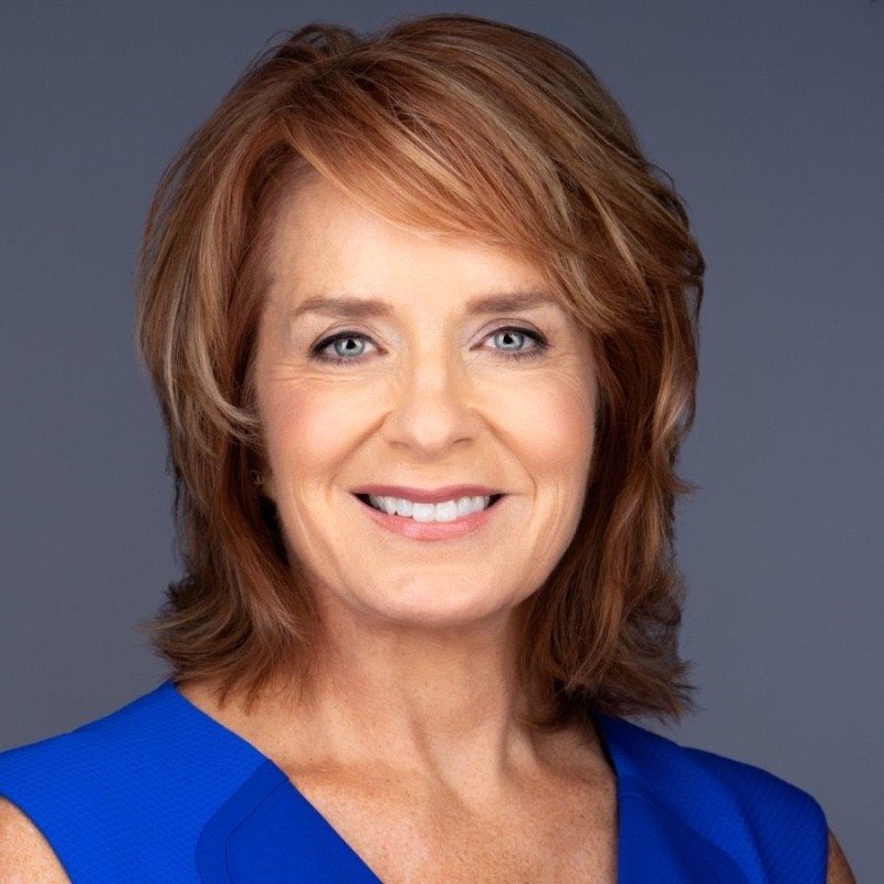 Meet the amazing <a href="/mparamore/">Miriam Paramore</a>, senior advisor at <a href="/GoldmanSachs/">Goldman Sachs</a> and @SixthStreetNews - AND a fearless member of <a href="/hellozorya/">Zorya Foundation</a>'s donor match group! 

You've all donated $21,000 so far! That's 21 childcare grants for mothers in medicine. Want to help us do more? donorbox.org/mothers-in-med…