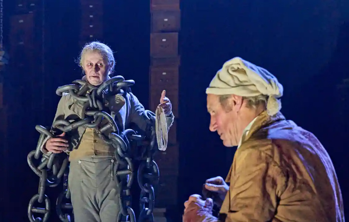 circlecinema's tweet photo. Start the holiday season with a stunning new vision of Charles Dickens' classic #AChristmasCarol recorded live from the London stage! You've got one more time to see it on Dec. 4, tickets here: https://t.co/zT21ngL6Xp
#ChristmasCarol #LiveStage #CircleCinema https://t.co/OKn97FbW4G