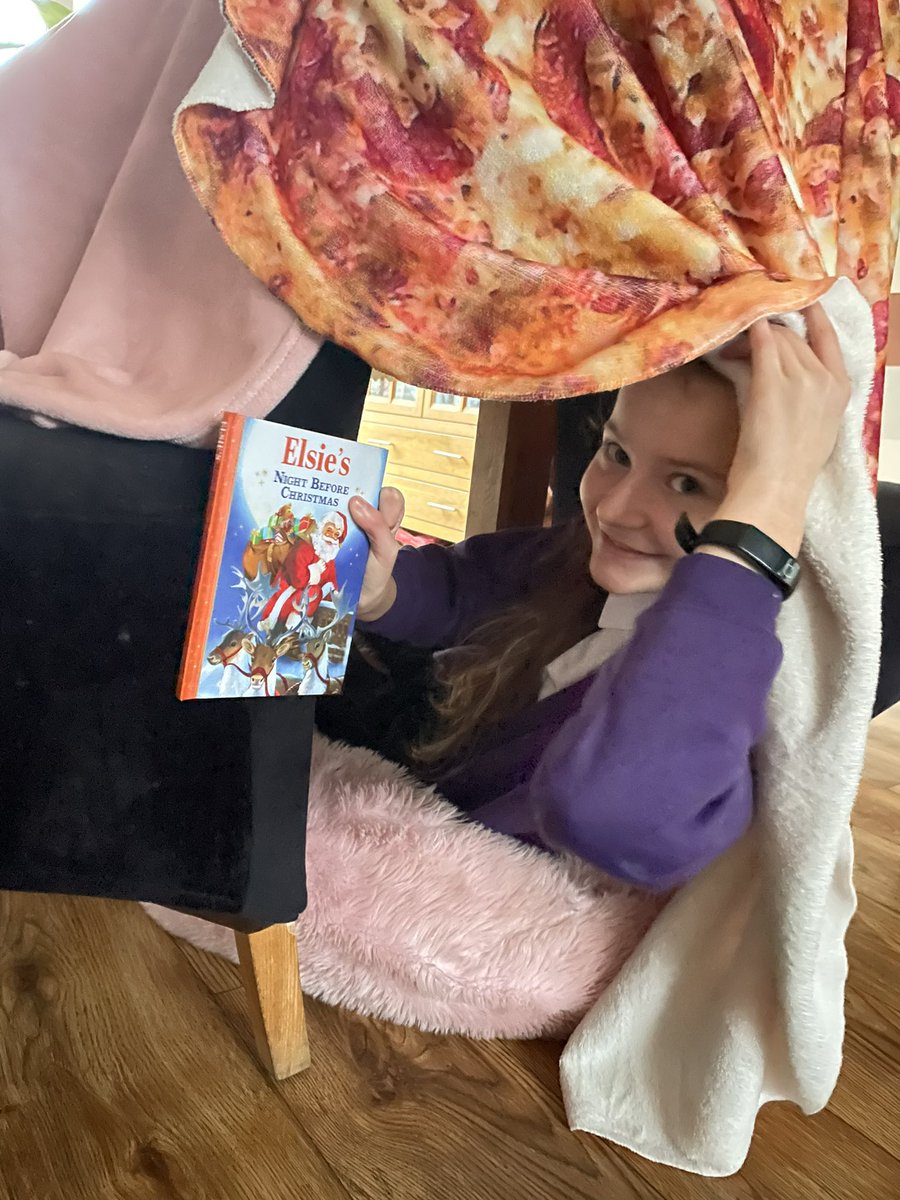 ksha9301's tweet photo. Elsie reading a book in her den she’s made #christmasreadingchallenge @OJA_Brumby @OJAB_6MF https://t.co/OwPksEZdpa