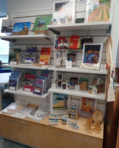 Buy a Christmas present from Teign Heritage, local books and items of local interest.
Or, buy a year's membership for a friend or loved one.
#historyofart #musuem #museumart #europeanart #museumvisit #museums #arthistory #artmuseum #museumlover #museumlife #HereforCulture