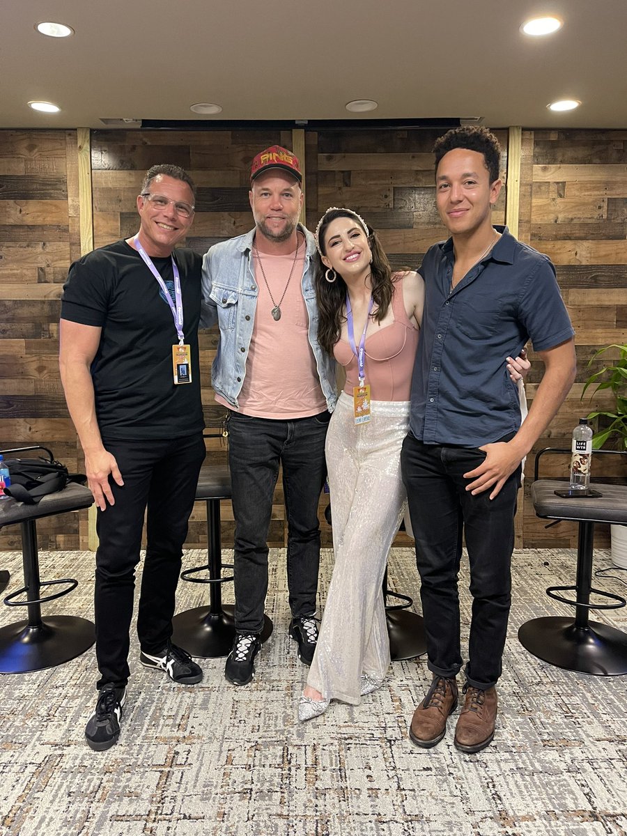 Artists, Makers and Repairs (amR) (@weareamrnft) on Twitter photo Incredible panel conversation <a href="/MetaverseMiami/">METAVERSE MIAMI 🌴</a> with these Trail Blazers of Web 3! @DeFiDefenseLaw <a href="/LeahLamarr/">Leah Lamarr</a> <a href="/austin_hurwitz/">austin</a> Incredible panel conversation <a href="/MetaverseMiami/">METAVERSE MIAMI 🌴</a> with these Trail Blazers of Web 3! @DeFiDefenseLaw <a href="/LeahLamarr/">Leah Lamarr</a> <a href="/austin_hurwitz/">austin</a>