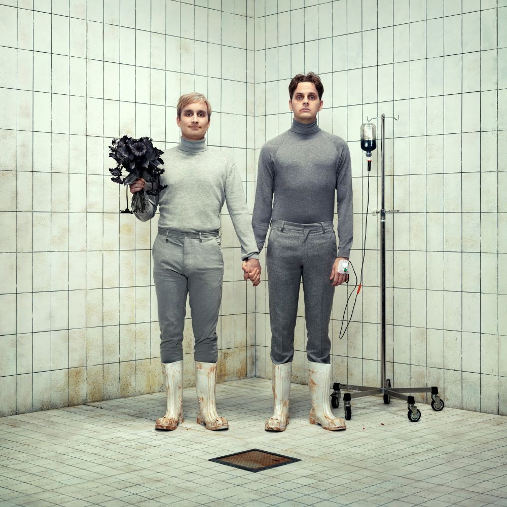 LAST MINUTE: die twee jongens van Rundfunk lopen hier rond, je kan er nog bij.  #tilburg #rundfunk #cabaret