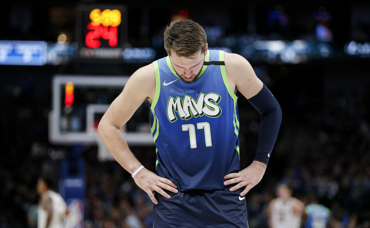 ObsNBAFacts's tweet photo. Fact #133: Current season leaders in FTA and their FT%:

1. @luka7doncic 213, 72.3%
2. @Giannis_An34 212, 60.8%
3. @shaiglalex 185, 91.9%

Next FT% worse than Luka: 
23. @Zionwilliamson 108 FTA, 71.3%

Next FT% worse than Giannis:
43. @masonplumlee 82 FTA, 56.1% https://t.co/Ln22mypS6l