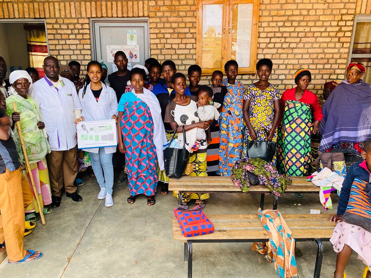 YEAMG_MEDSAR's tweet photo. Today we had a tremendous #FamilyPlanning education outreach at Rubona Health Center, people were interestingly collaborative, and we couldn’t be more happy answering numerous questions about #ContraceptiveMethods (notably #implants, and #URUNIGI) from Rubona community! #SRHR https://t.co/OlN4KgYTYQ