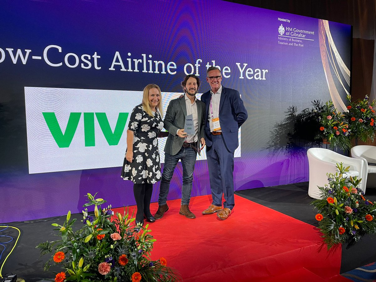 CAPA_Aviation's tweet image. Congratulations to @VivaAerobus winners of the CAPA Low-Cost Airline of the Year Award! 
#CAPASummit #AwardsforExcellence