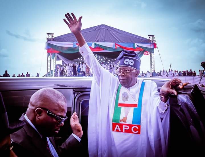 PoliticizedI's tweet photo. 🤣For your political comedy series videos pls always watch Jagaban campaign videos. https://t.co/KR576KDGDF